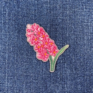 Écusson en jacinthe rose - Insigne floral décoratif brodé 2 pouces (fer à repasser)