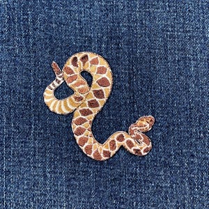 Schlangen Aufnäher - Gesticktes Western Abzeichen mit Diamant-Rücken