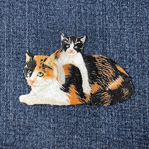Cat & Kitten Applique Patch - Embroidered Calico Pet Animal Badge 3-3/8" (Iron On)