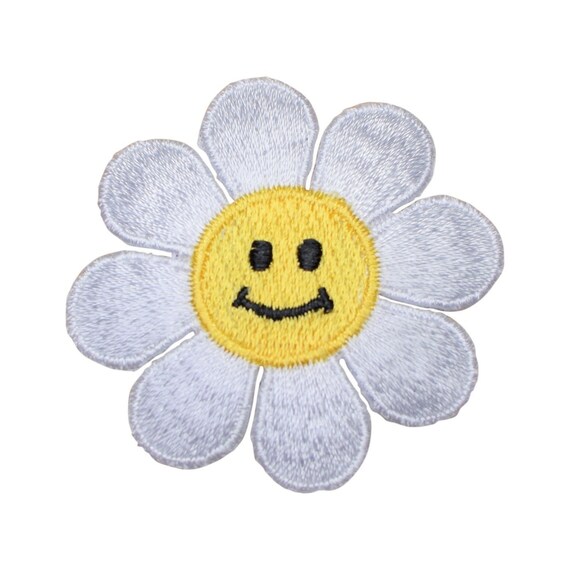 Daisy Iron On Patch Flower Embroidered children Applique Jacket Shirt Pants NEW