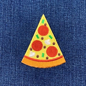 Pizza Slice Applique Patch - Embroidered Food Badge 3" (Iron On)