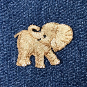 Baby Elefant Patch - Gesticktes Tier Abzeichen 6,5 cm (aufbügeln)