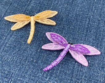 Paquete de 2 parches de apliques de libélulas en capas - Insignias de insectos bordadas con cuentas moradas y beige de 2" (para planchar)