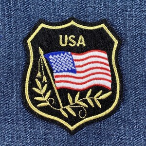 Écusson drapeau américain - Badge États-Unis États-Unis brodé 3,25 po. (fer à repasser)