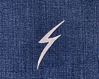 Parche con aplique de rayo - Insignia bordada en plata metalizada de 2-1/8" (para planchar)