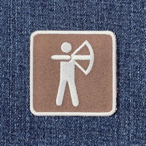 Bogenschießen Patch - Gesticktes Parkschild Zielübungsplatz Abzeichen 5 cm (Eisen auf)