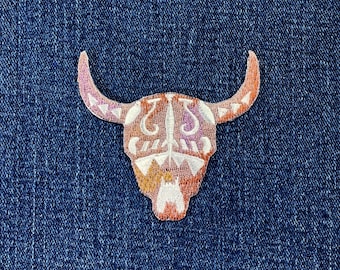 Bull Skull Applique Patch - Embroidered Southwest Longhorn Western Badge 2.75" (Iron On)