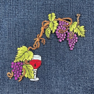 Wine & Grape Vines Applique Patch - Embroidered Vintner Badge 6" (Iron On)