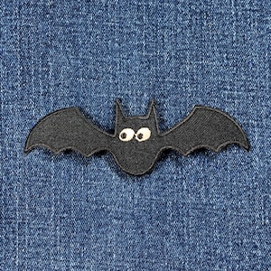 Bat Applique Patch - Embroidered Spooky Halloween Badge 4&quot; (Iron Or Sew On)