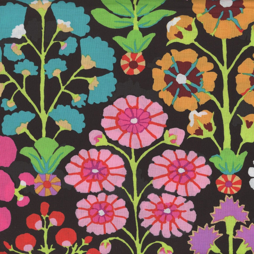 Kaffe Fassett Sprays in Contrast black Background 85 & Fabulous for