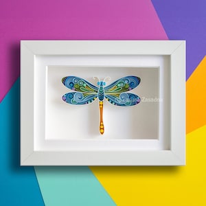Libellula - Arte 3D di carta quilling / Arte fatta a mano incorniciata / Libellula blu-gialla / Arte da collezione / Idea regalo / Design unico / Opera d'arte