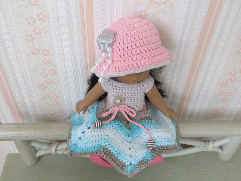 Fiche patron MC 27 v\u00eatements \u00e0 confectionner au crochet poup\u00e9e 20 cms Mini Corolline