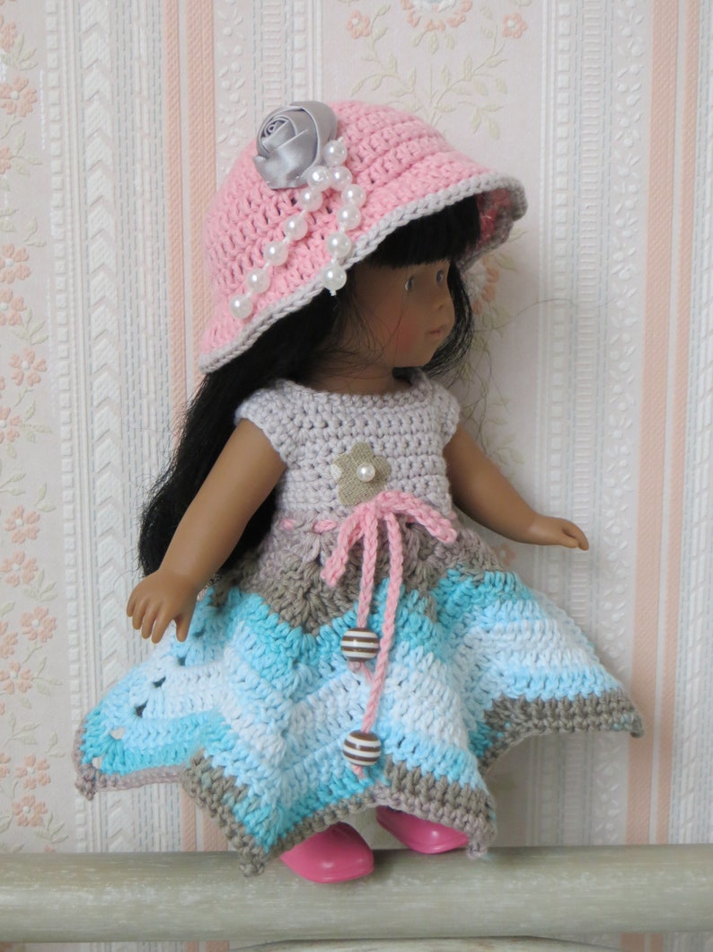 Fiche patron MC 27 v\u00eatements \u00e0 confectionner au crochet poup\u00e9e 20 cms Mini Corolline