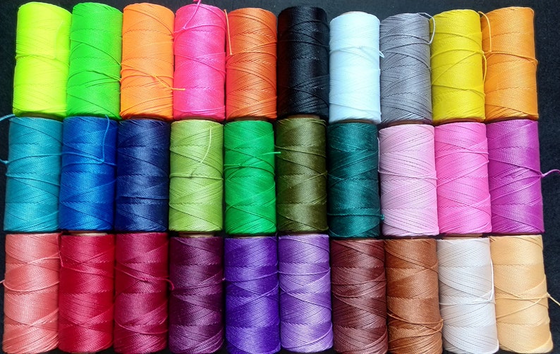113 m 1,5 mm \u00d8 coil brand waxed thread LINHASITA 30 colors to choose from.