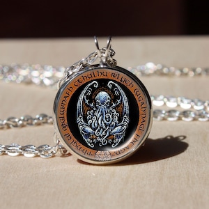 Cthulhu R&#39;lyeh Necklace, Octopus, H. P. Lovecraft glass dome Pendant, Ctulhu gift jewelry, Cthulhu Relic sigil necklace