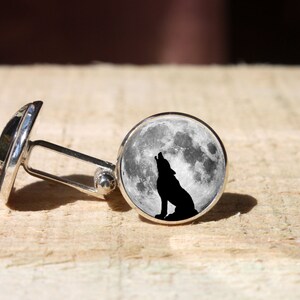 Howling wolf cuff links lone wolf cufflinks, moon wolf cufflink, glass dome cuff link, handmade gift cufflink for men, handmade gift for her