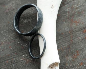 Juego de anillos de boda para él y para ella, anillos de boda alternativos, plata de ley oxidada, joyería hecha a mano