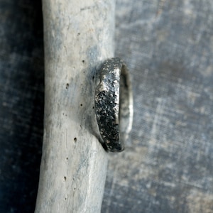 Rohsilber Herrenring * rustikaler Silberring * Unikat Herrenring * Unterholz Studio * Bio Silber Ring * Wabi-Sabi Ring