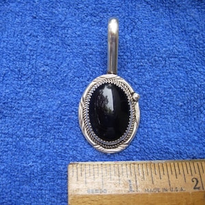 Nice Vintage NAVAJO Sterling & Onyx Cabochon PENDANT-Signed C. WHITEHORSE-Large Loop