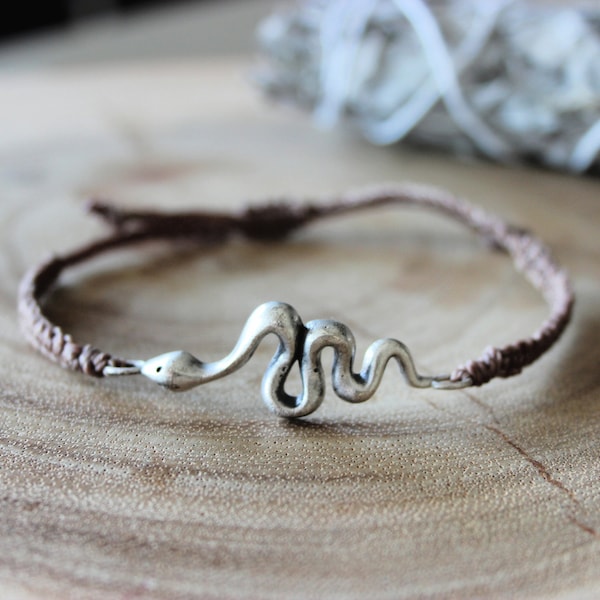 Snake Bracelets for Gift,Macrame Snake Bracelet,Cute Summer Bracelet, Snake Anklet,Snake Jewelry, Cool Gift Idea for Animal Lover,Snake
