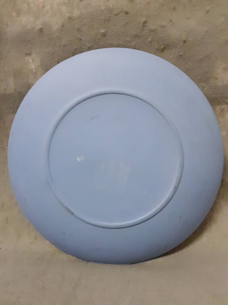 Wedgwood 1976 Christmas Plate Hampton Court Souvenir Wedgwood Jasperware Christmas Plate