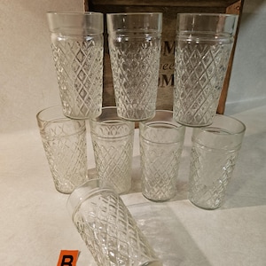 Vintage Anchor Hocking Diamond Pount Quilted Tumblers, Raised Diamond Thick Pattern Drinking Glasses,  Lot of 8, Collectible. Bin MX4
