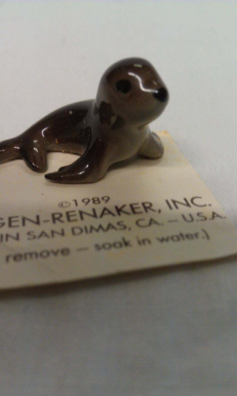 hagen renaker seal
