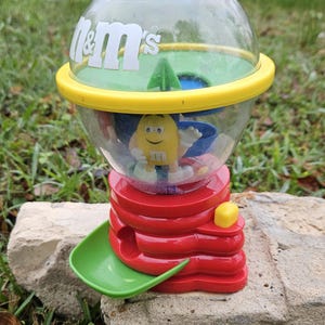 Mars M&M&#39;s Gumball Candy Dispenser, Gumball Candy Machine, M and M Lovers, Collectible, Gift. Bin 37FC-- BB