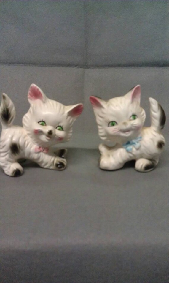 Artmark White And Grey Kitty Cats With Pink Ears And Green Etsy