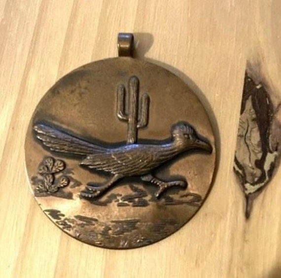 Solid Copper Round Roadrunner Pendant, Gift, Cact… - image 1