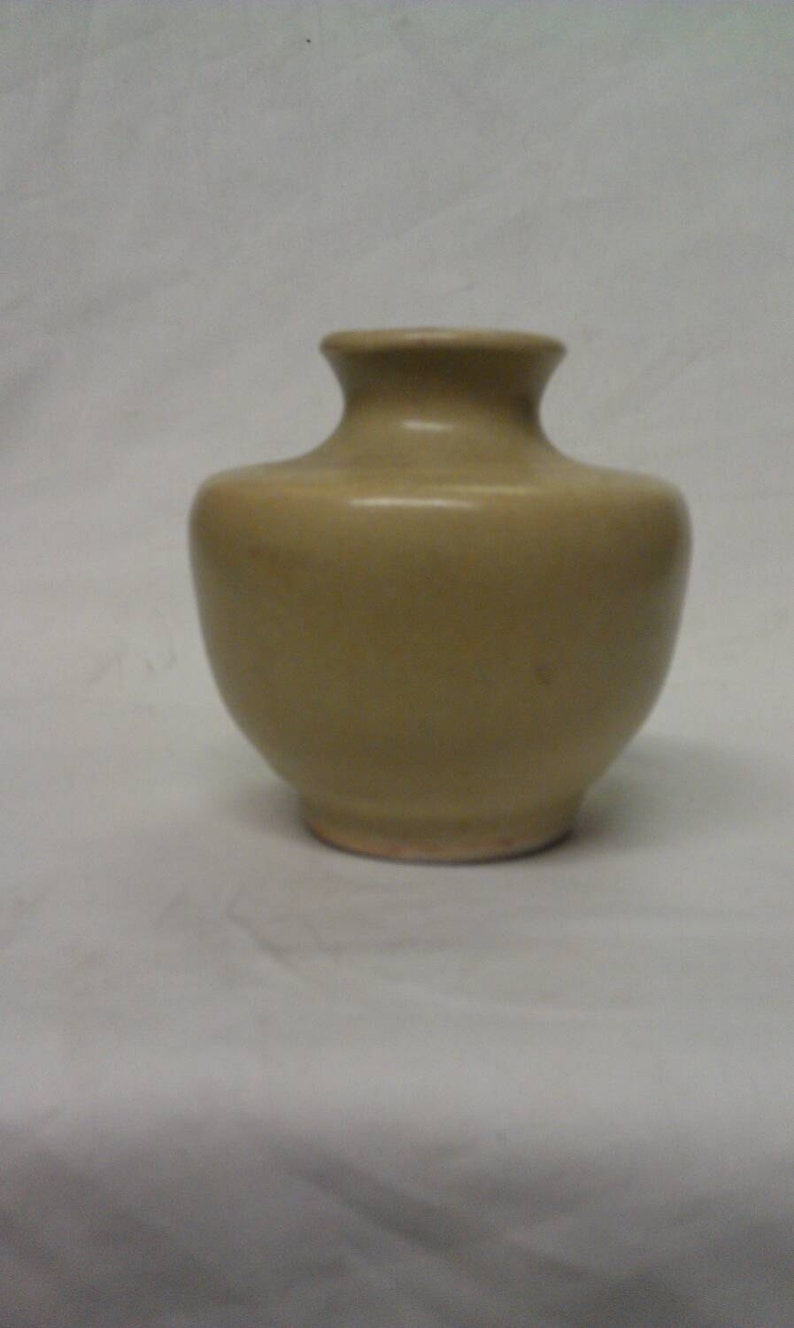 Hommic Signed Pottery Vase image 1