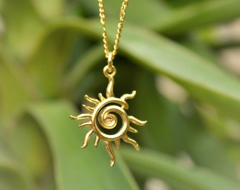 Collier de soleil en spirale pour embrasser le changement - Symbole en spirale pour la croissance Collier de superposition de couleur or - Bijoux de mode pour femmes - Cadeau pour elle