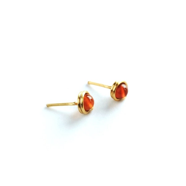 Mini Orange Carnelian Wire Wrapped Earrings, Natural Gemstone Earstuds - Minimalist Wirewrapped Gemstone Jewellery for Women - Gift for Her