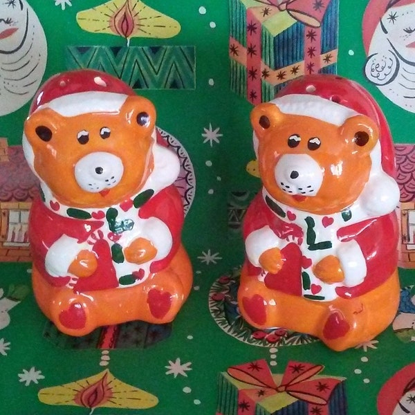 Vintage Santa Bears Christmas Salt and Pepper shakers Happy Bear Duo 1980s original box Hand painted holiday decorations