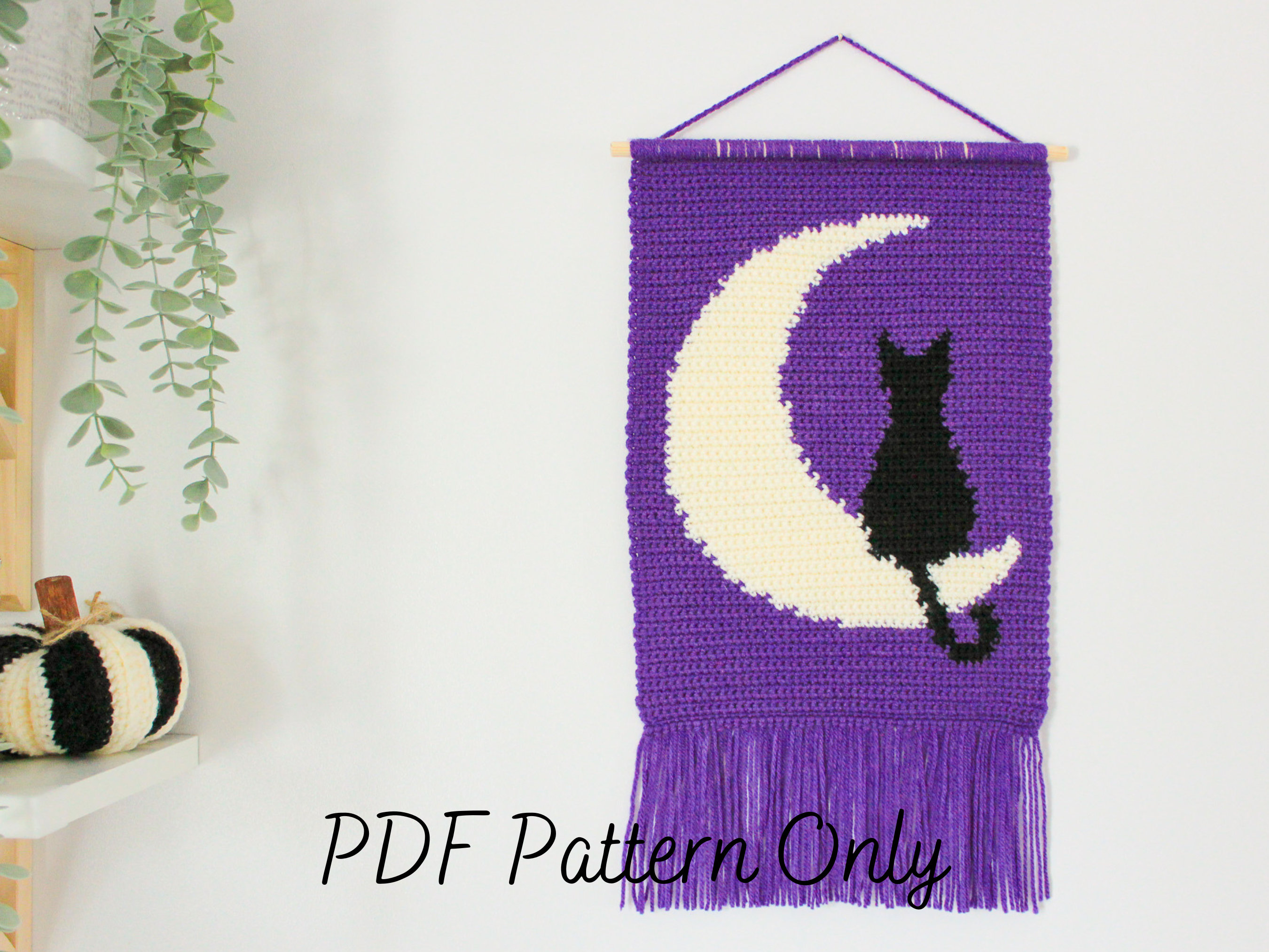 Crochet Wall Hanging Pattern Crescent Cat Wall Hanging