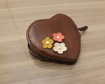 Leather Purse Heart-shaped Leather Wallet Hand-crafted Flowers Brown Leather Zip Around Purse Gift for Woman Christmas Gifts for coworkers