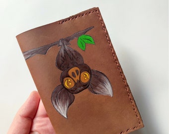 Couverture de passeport en cuir cadeau unique, couverture de passeport en cuir de chauve-souris, portefeuille porte-passeport mignon passeport de voyage Halloween chauve-souris, cadeau pour les femmes