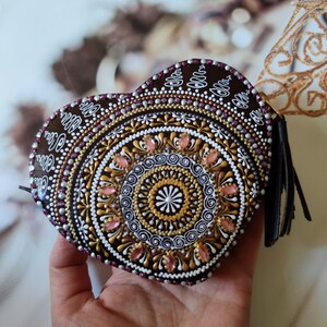 Regalo original de piel para ella, monedero en forma de corazón con diseño de mandala, Monedero de Piel con Forma de Corazón de Mandala, Monedero de Diseño Único