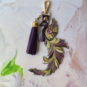 Dije de bolso de cuero de fénix, delicado dije de bolso con pájaro, dije de bolso de cuero morado, regalo de Navidad para ella, pluma de fénix ardiente