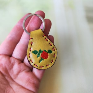 Raspberry Keychain Handmade Leather Keyring Raspberry Fob Fruits Gift For Mom Best Friend Gift Leather Keychain Sister Gift Leather Key Fob