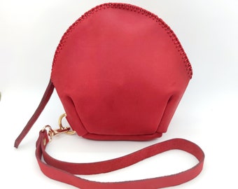 Bolso cosmético de cuero rojo funky Bolso espacioso cosido a mano Bolso de cuero rojo único Bolso con cremallera de cuero Monederos y bolsos Regalo de Navidad para mujeres