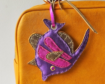 Charme de sac à main en cuir de poisson-ange violet, breloque de sac à main de poisson tropical, accessoires de poisson, breloques pour sacs à main, cadeau de poisson exotique, breloque de miroir de voiture