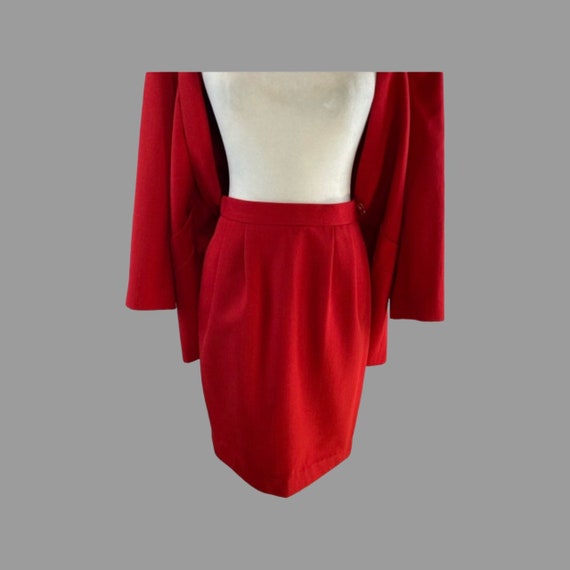Oleg Cassini Women’s 2 piece Red Skirt Suit - image 5