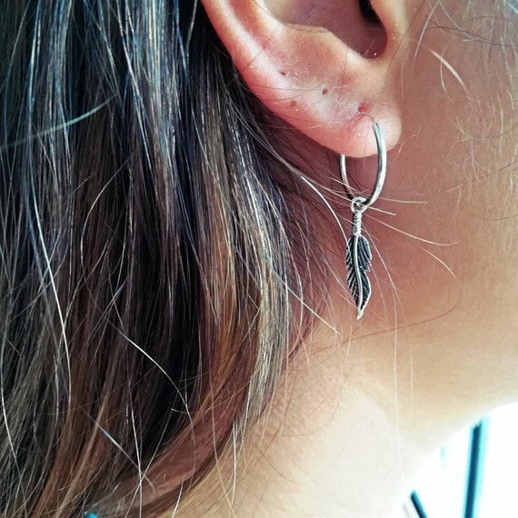 gold pyramid stud earrings