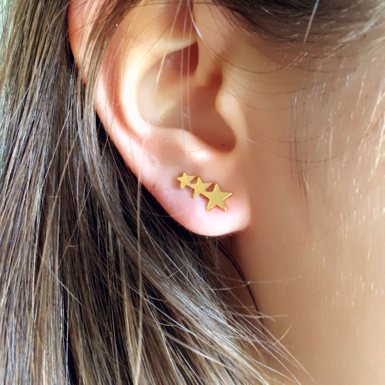 Star ear climber \u2022 Gold Ear Climber \u2022 Ear Jacket \u2022 Minimalist Ear Climber \u2022 Gold Ear Jacket \u2022 Gold Earrings \u2022 ear climber \u2022 For her \u2022