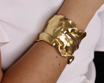 Verfrommeld folie manchet armband, 24KT gouden overlay, gouden armband, organische vorm, mode-sieraden, zilveren manchet, verstelbaar, statement sieraden