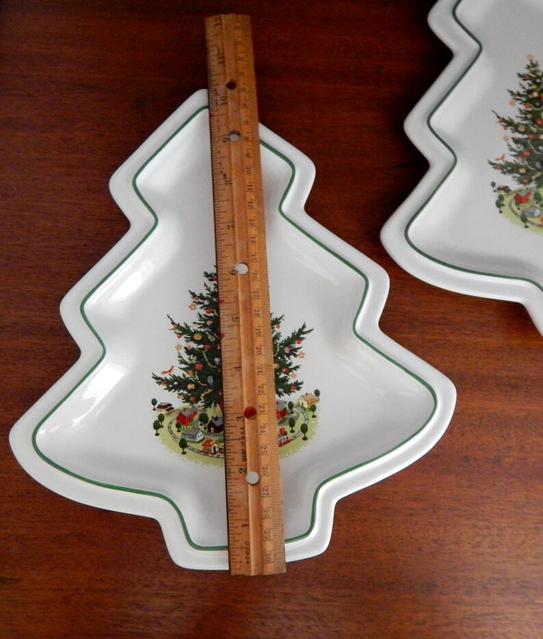 Pfaltzgraff Christmas Heritage Christmas Tree Plate White Etsy