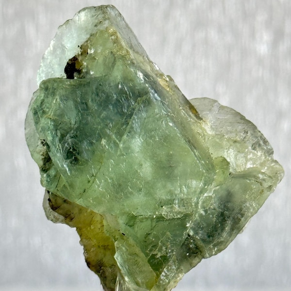 Chrysoberyl Cat's Eye | Ceylon Cats Eye | 8.25 ratti | With Lab Certificate