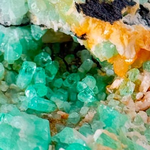 2112 grams large Museum emerald gangue specimen from Colombia,Rock embedded with various minerals | unique