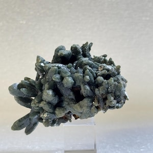 Rare skeletal Elestial Green QUARTZ Crystal Cluster Specimen AAA++ 120 grams | The Piraña